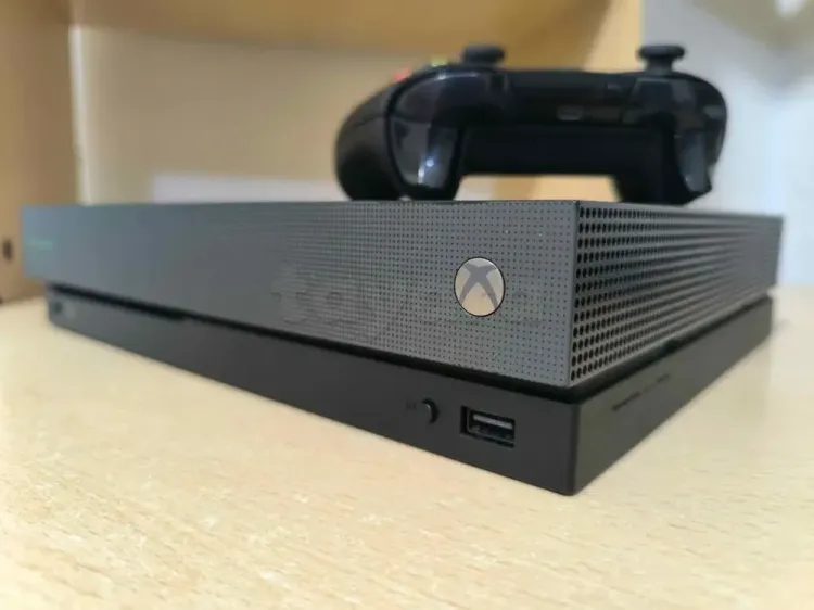Xbox One X 1 To - Scorpio Project - Edition limitée