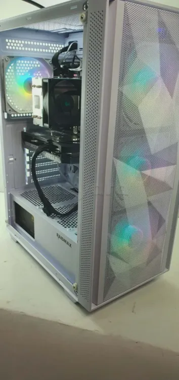 Gamer NEUF I5 12500 16RAM 512G Nvme RTX 5060