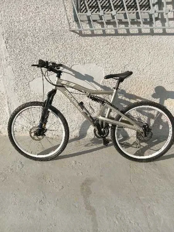 vélo ROCKRIDER importé