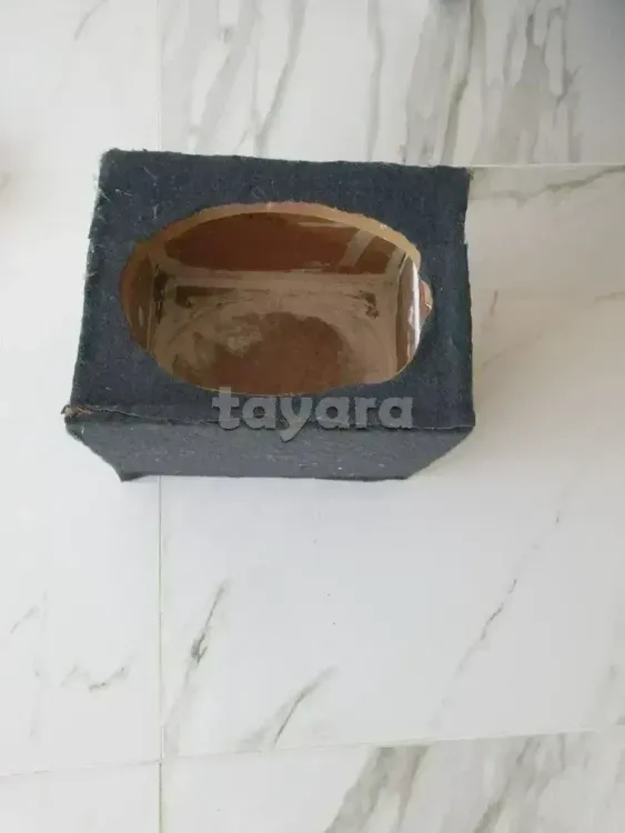 caisson pour 1 baffle ovale prix 25dt