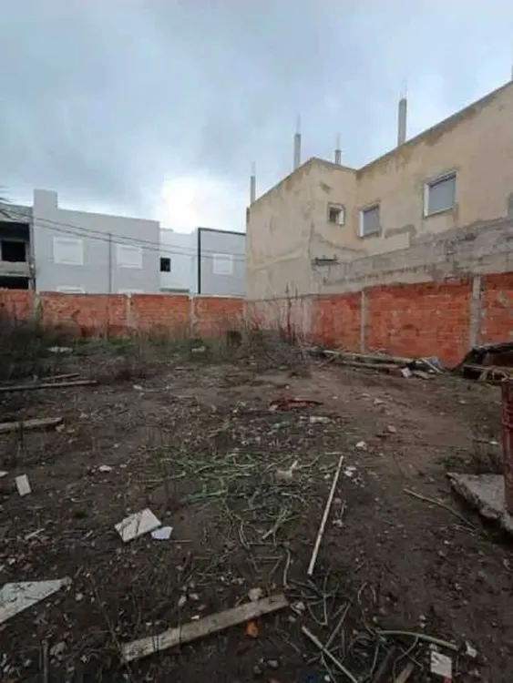 terrain bhar lazre9 a vendre