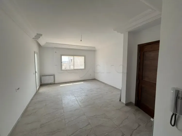 etage de villa s3 hst a borj bacouche wb4336