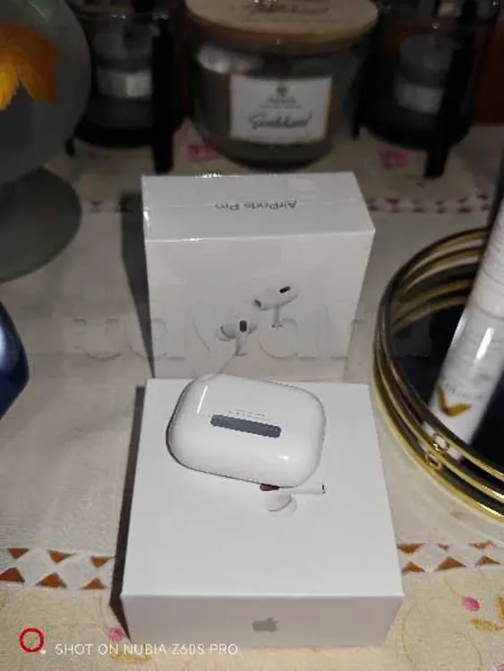 Vends des Airpods pro et Airpods Max originals