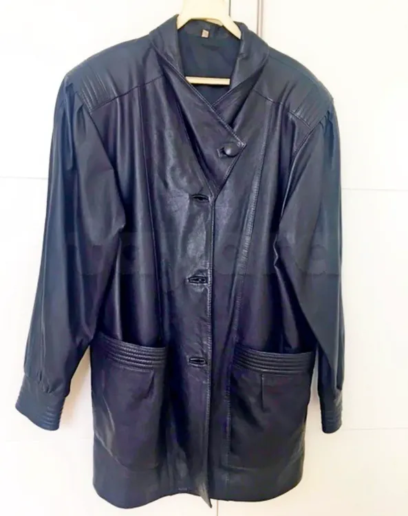 veste femme CUIR VERITABLE NEUVE IMPORTEE. T44/46 femme .90 DT . LA marsa 22510860