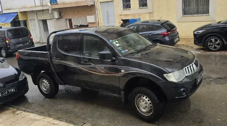 mitsubishi l200 sportero toutes options Doubles ponts