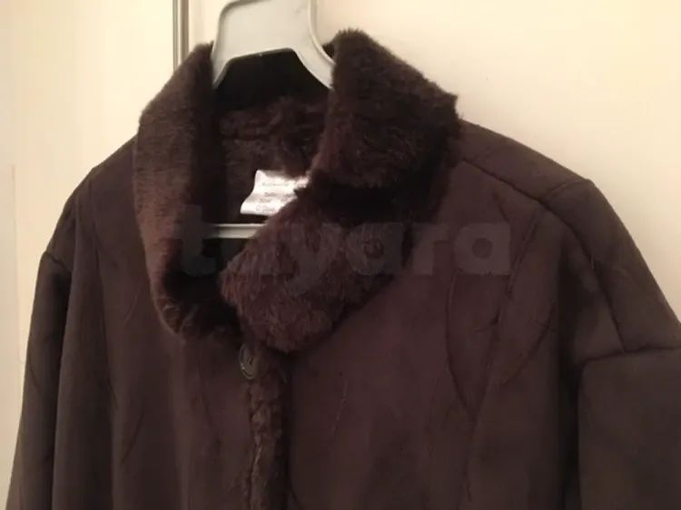 manteau femme NEUF importé T42/44 dame . 100 DT. 22510860 La marsa