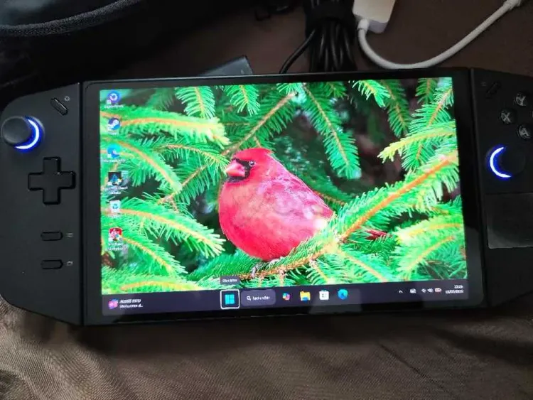 Lenovo legion go pc gamer