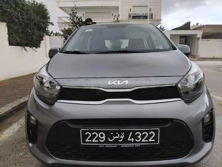 KIA PICANTO GT LINE PREMIÈRE MAIN TRÈS PROPRE BOÎTE MANUELLE