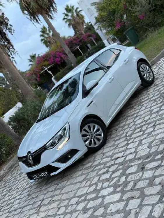 Megane4 dci 1.5 boite6 Gsm 25 108 555