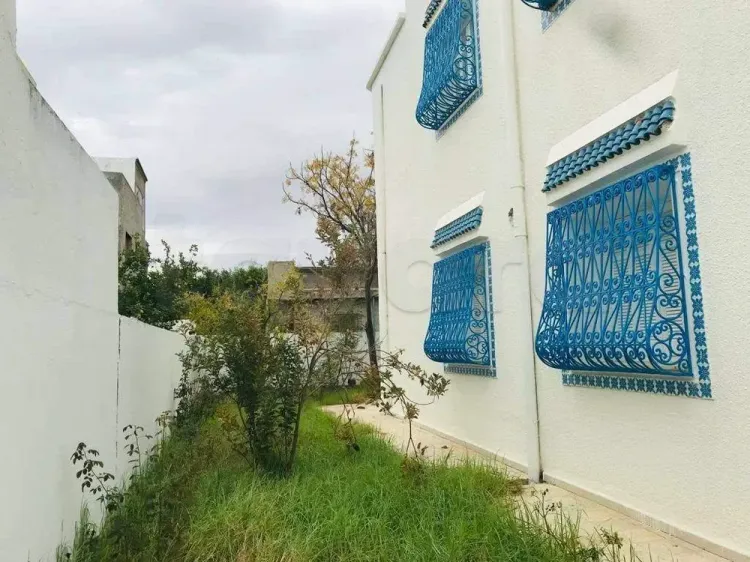 A Vendre Villa  Mourouj 4