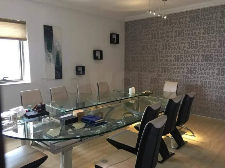 LOCATION BUREAU STANDING MEUBLÉE DE 250 M2 AU CENTRE URBAIN NORD