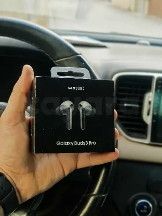 Samsung buds 3 pro Cacheté