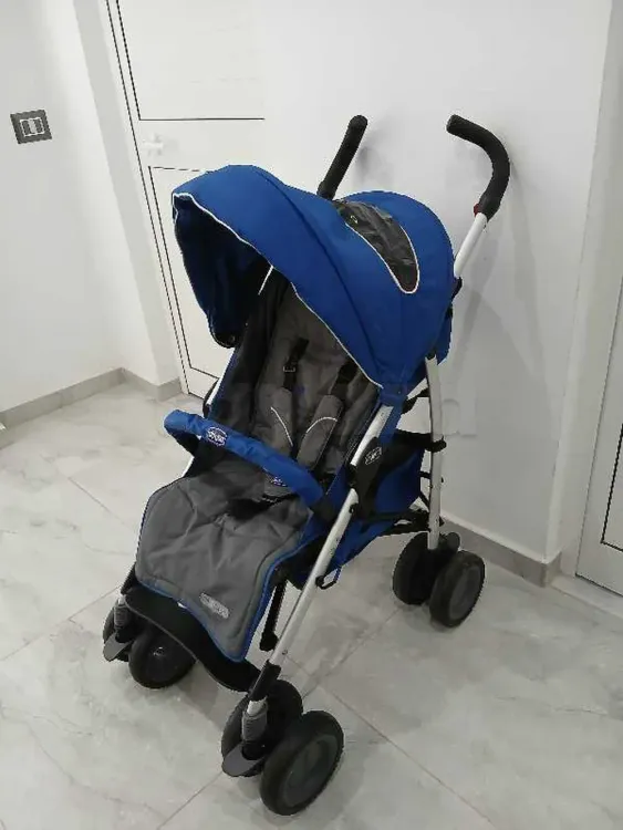 poussette CHICCO importé pliable