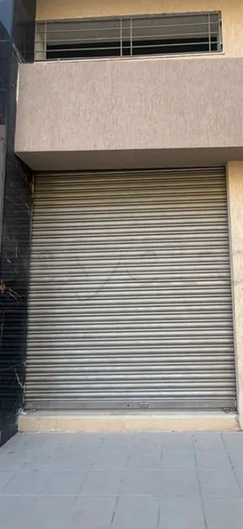 local 105 m2 cité wahat