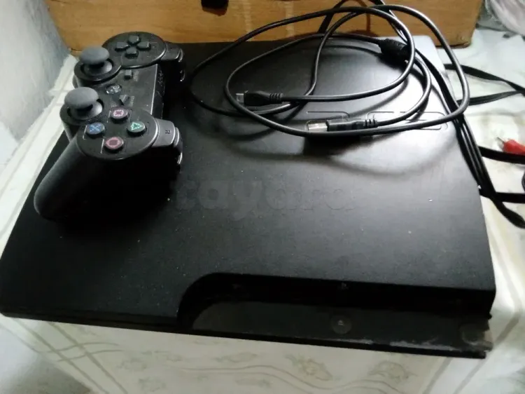 PlayStation 3 slim  avec 8 jeux patché tel \ 56153865