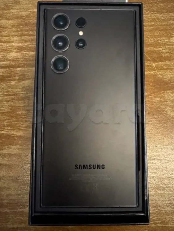 Samsung S23 Ultra 256 GO Noir