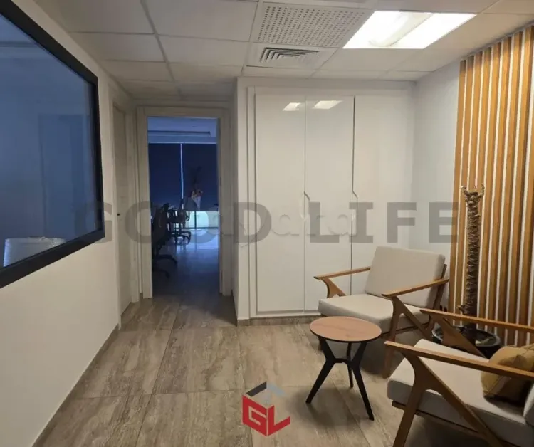 A vendre Bureau de Standing avec Terrasse de 46 m² aux Jardins de Carthage