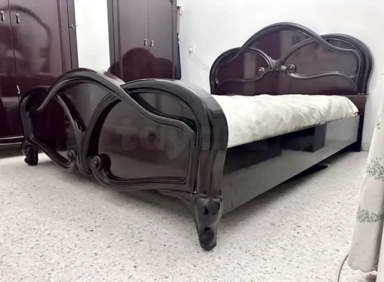 ☎️ 22 686 881 ☎️
🔰Lit double Meubletex 160×190 Presque neuve‼️