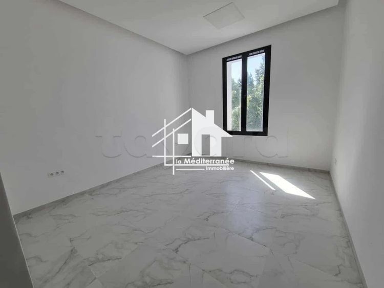 A louer bureau h+1 au centre ville Tunis