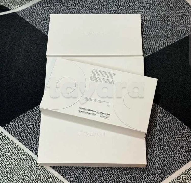 Apple watch ultra 3 & 2  cacheté