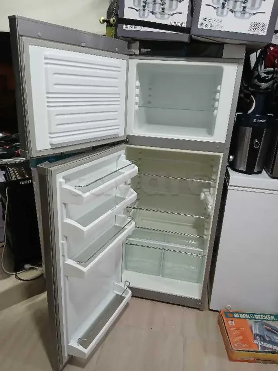 réfrigérateur LIEBHERR 240 Litres importé