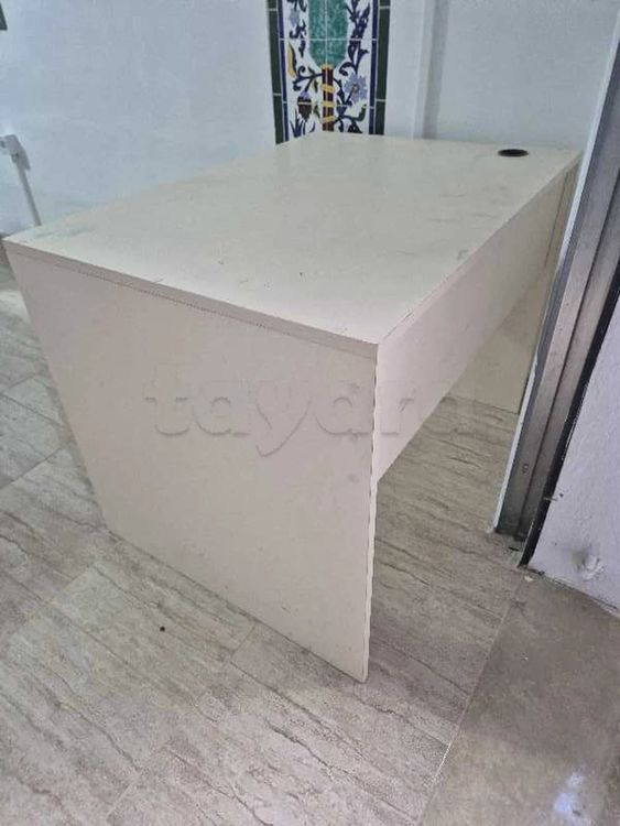 bureau 98 cm /70 cm en mdf