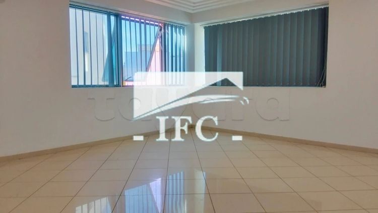 Bureau en 3 espaces - 100m²- Lac 2- IFCL234