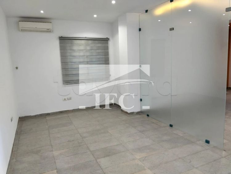 Bureau en 3 espaces-115m²- Lac 1 – IFCL1311