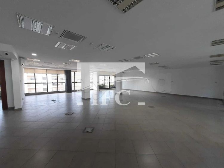 Bureau en 5 espaces - 324m²- Lac 2- IFCL2109