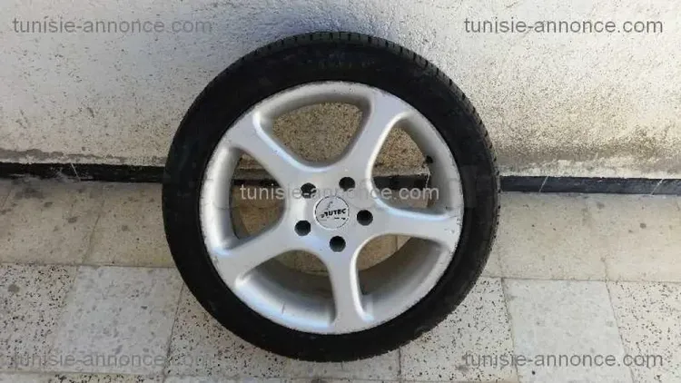 bmw quatre jante e46 par 17,sans les  pneus