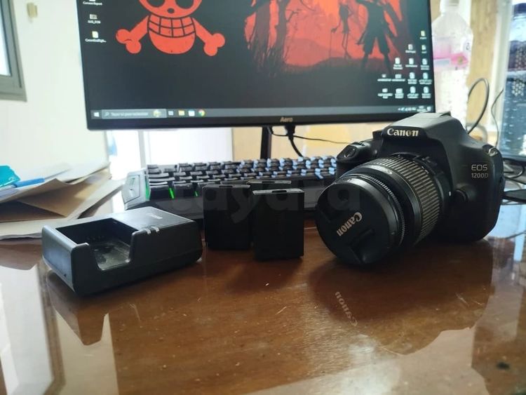 Canon EOS 1200D