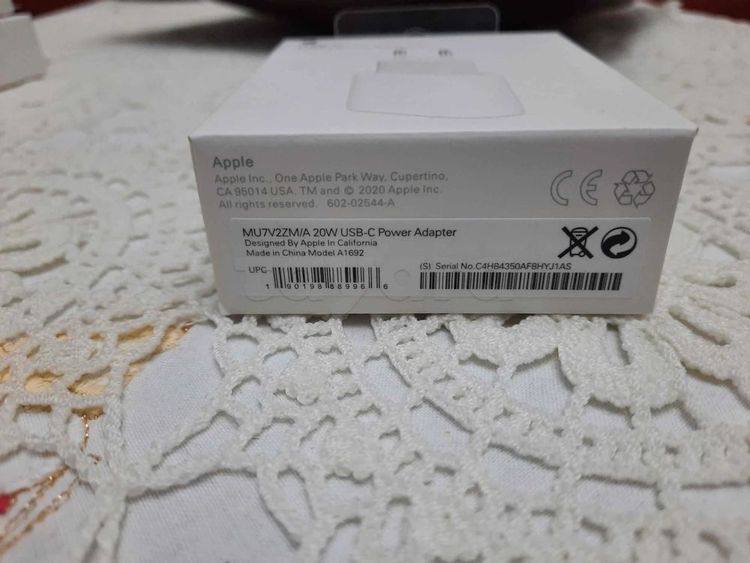 Chargeur 20W USB-C , power adapter 20W usb c , iphone , ipad , apple watch