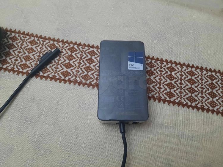 Chargeur MicroSoft Surface Pro , Surface-Laptop et SurfaceBook