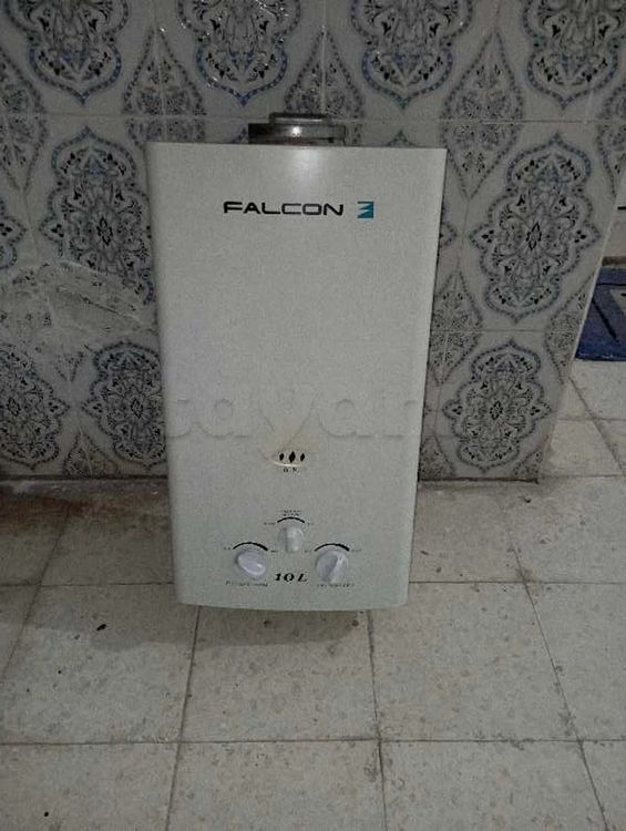Chauffe eau Falcon 3