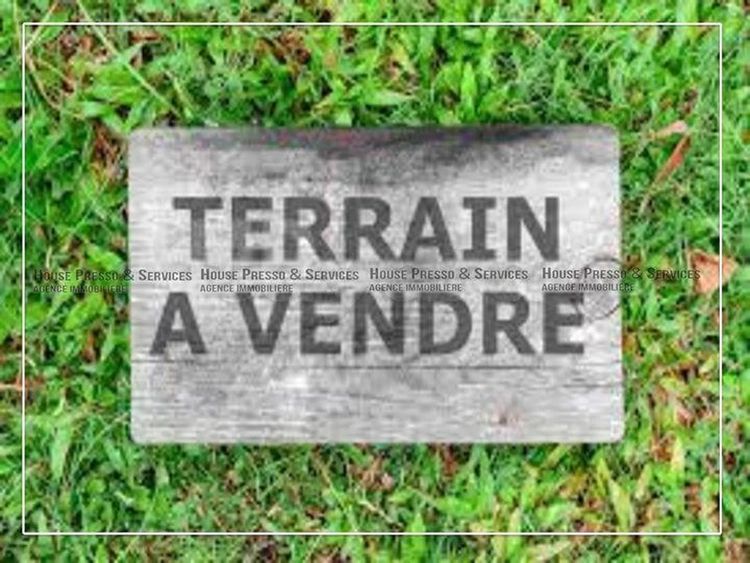 Des terrains vue de mer