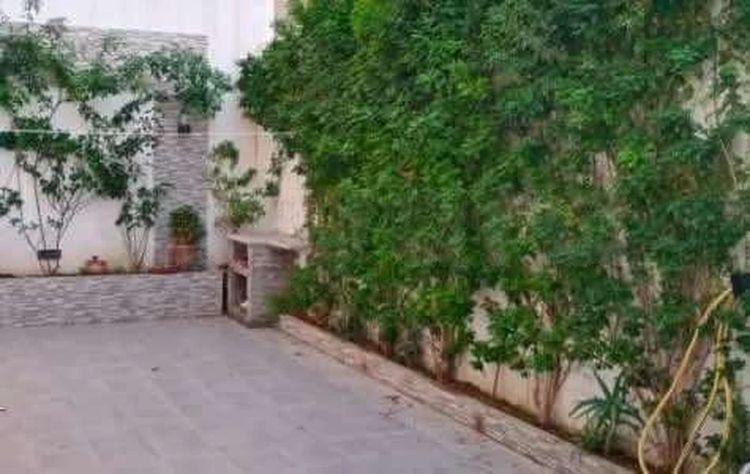 📍 ENNASR 2 à louer DUPLEX S+4 avec terrasse