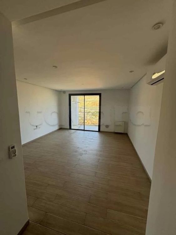 📍ENNASR 2 : APPARTEMENT S+1 A LOUER