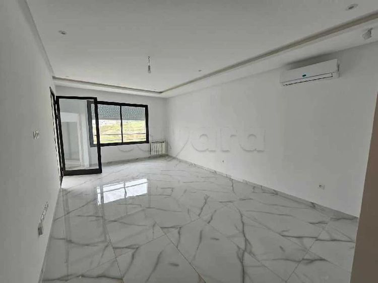 ENNASR 2  : APPARTEMENT S+3 A LOUER