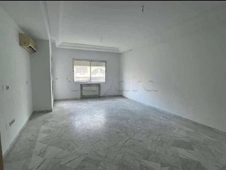 📍 ENNASR 2 : APPARTEMENT S+3  À VENDRE