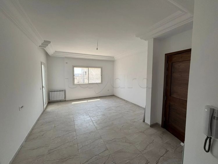 etage de villa s3 hst a borj bacouche wb4336