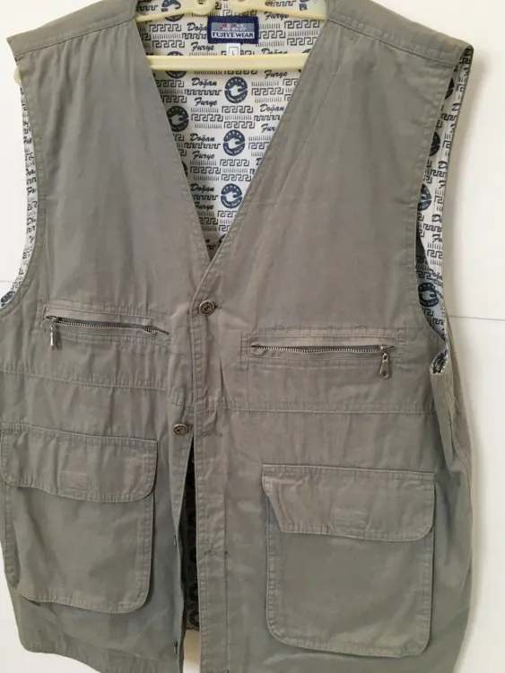 veste homme saharienne NEUVE . T 44/46 . 50 DT . La marsa 22510860