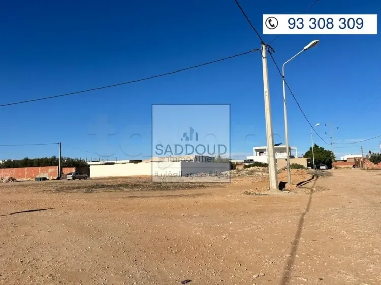 قطعة أرض للبيع – طريق منزل شاكر، كلم 11