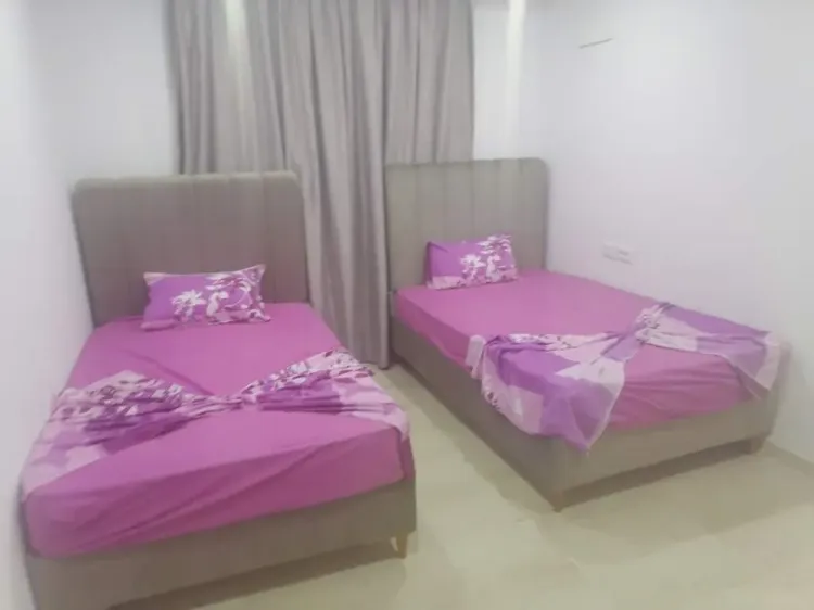 Appartement neuf très haut standing à louer pour courte durée.