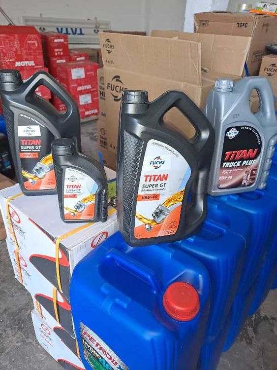 Huile moteur fuchs en gros