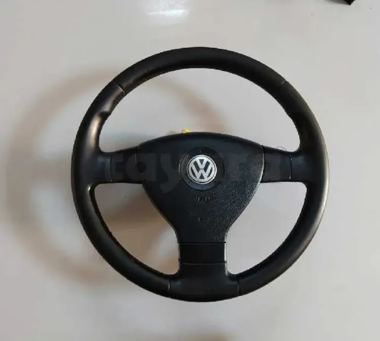 volant golf 5 origine