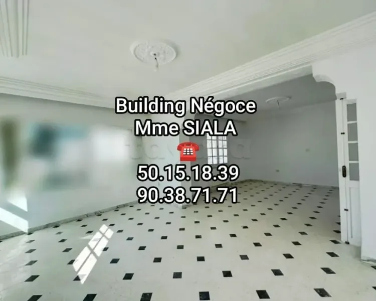 📍 ENNASR 2 à Louer spacieux Étage de villa