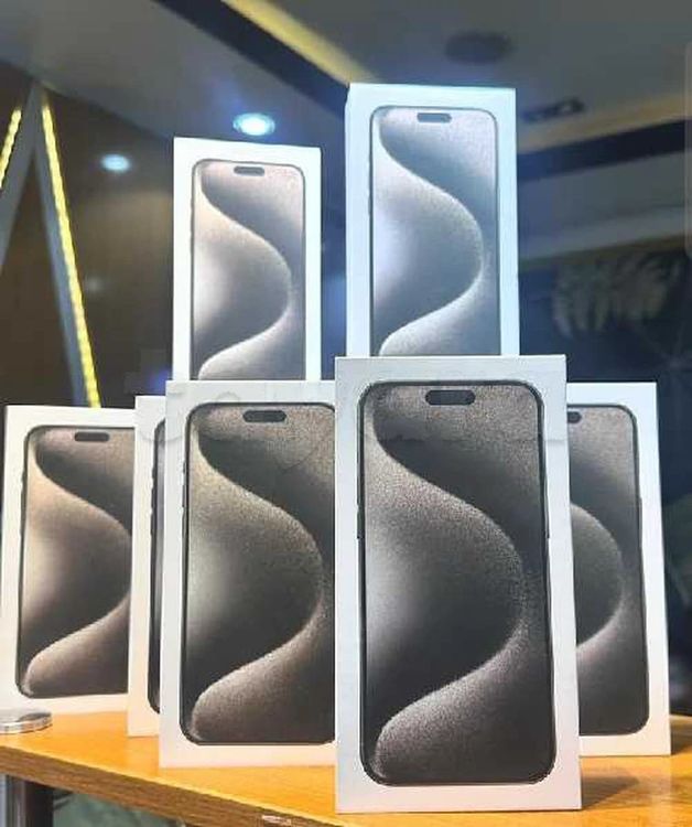 iphone 15 pro & 15 pro max 256 cacheté