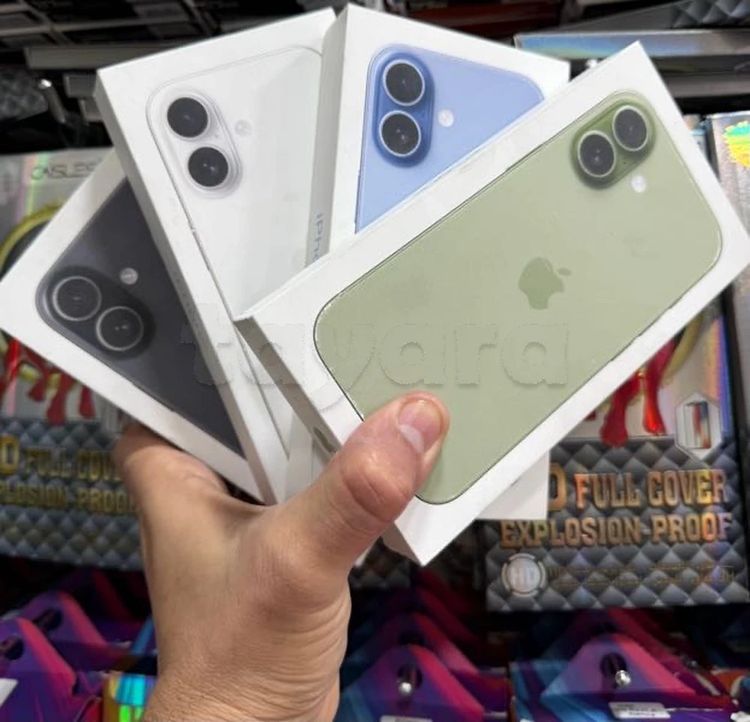 iPhone 17 Sim 256GB Cachetee Jamais Servis