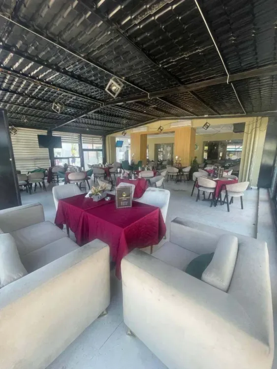 Jardins Laouina salon de thé à vendre F. de C.