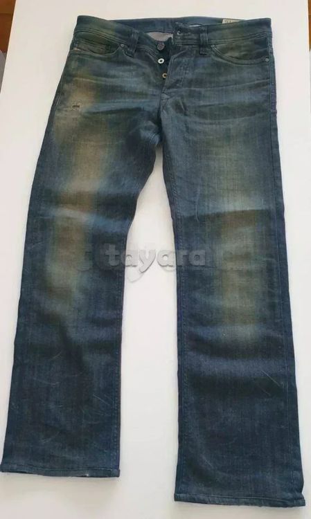 Jeans DIESEL Homme TRES peux portè 2 ou 3